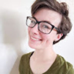 Meet your Posher, Becca